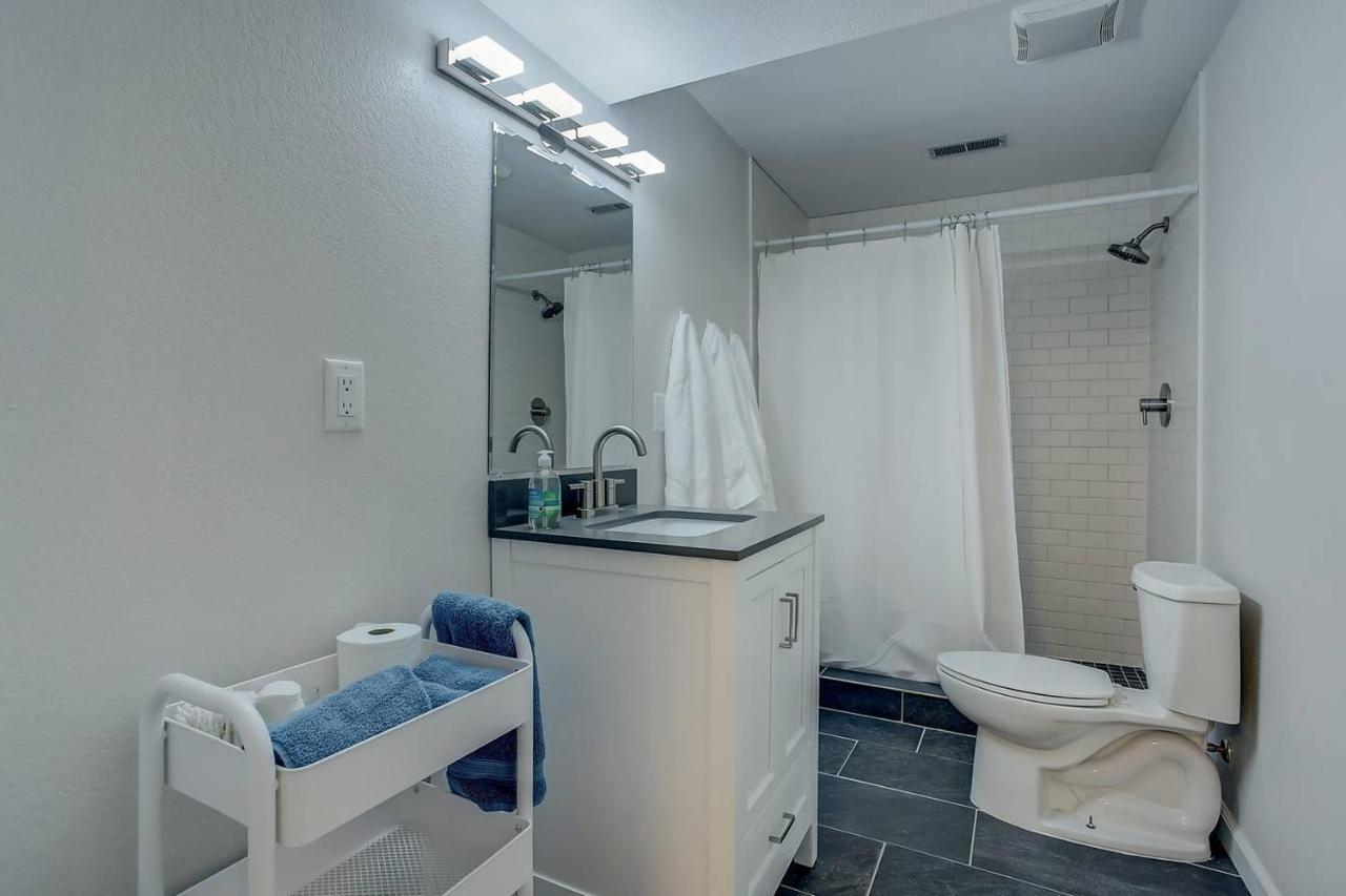 Bright & Cozy Studio Apartment In Колорадо Спрингс Екстериор снимка